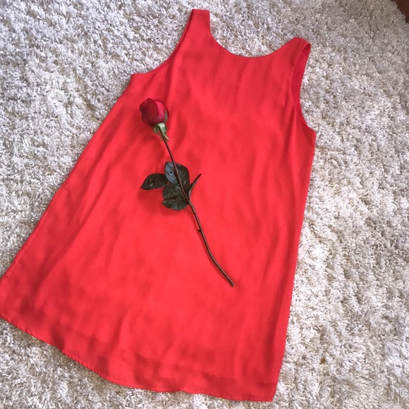 Everly Dresses & Skirts - Cute Red Dress!  Size M